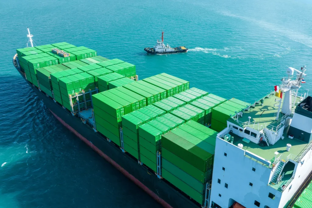 Read more about the article Green shipping – czy warto inwestować w niskoemisyjne łańcuchy dostaw?