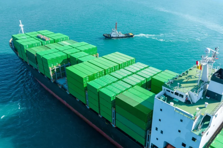 Read more about the article Green shipping – czy warto inwestować w niskoemisyjne łańcuchy dostaw?