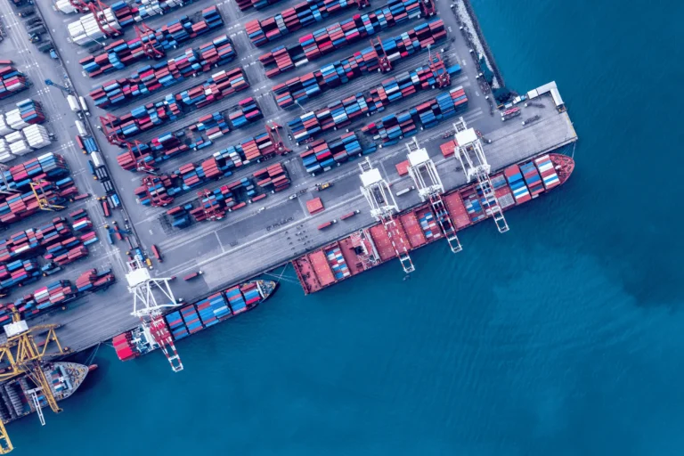 Read more about the article Powrót CMA CGM na Morze Czerwone – sygnał stabilizacji w globalnym łańcuchu dostaw