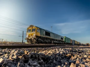 Pociąg blokowy - skład towarowy jadący bezpośrednio między terminalami bez rozrządu